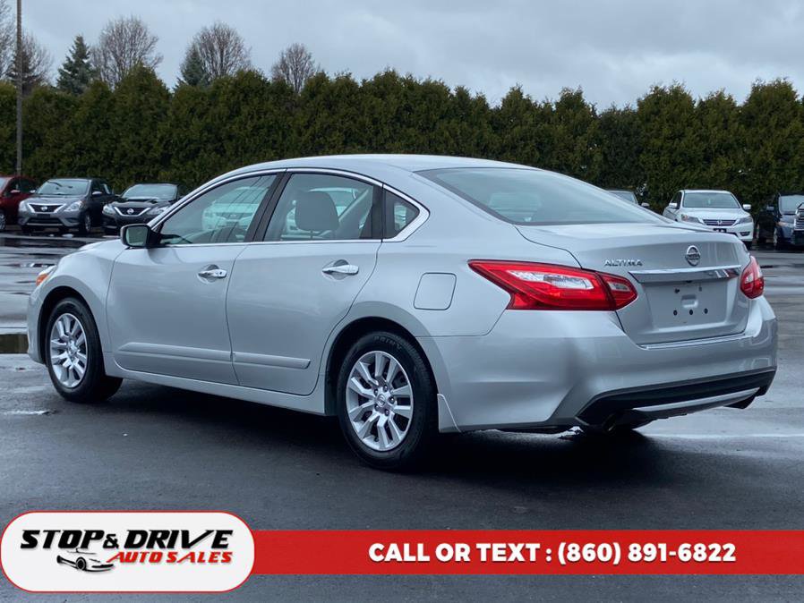 Used 2017 Nissan Altima 2.5 S w/ Power Driver Seat Package image 3