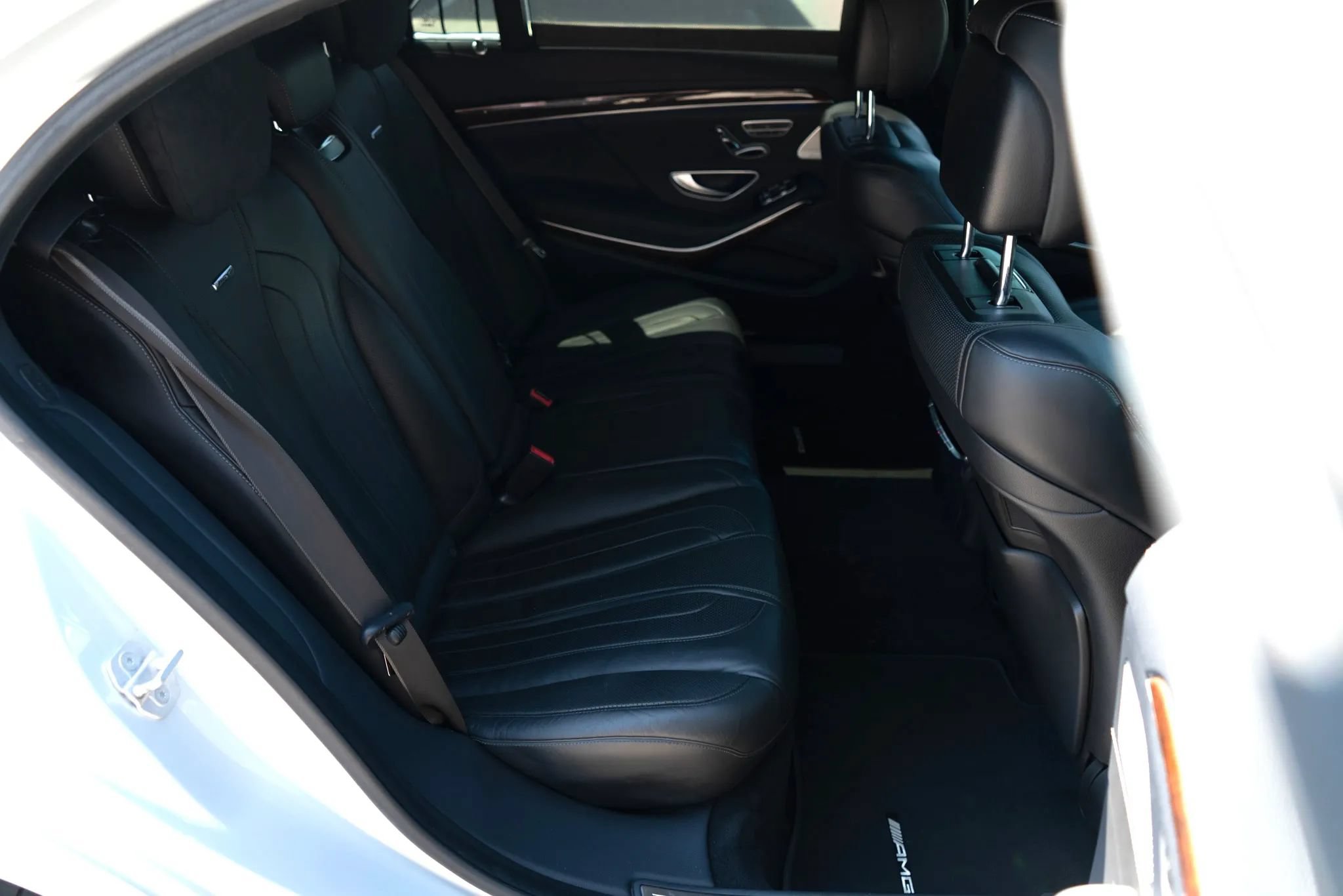 Used 2014 Mercedes-Benz S 63 AMG 4MATIC Sedan image 59