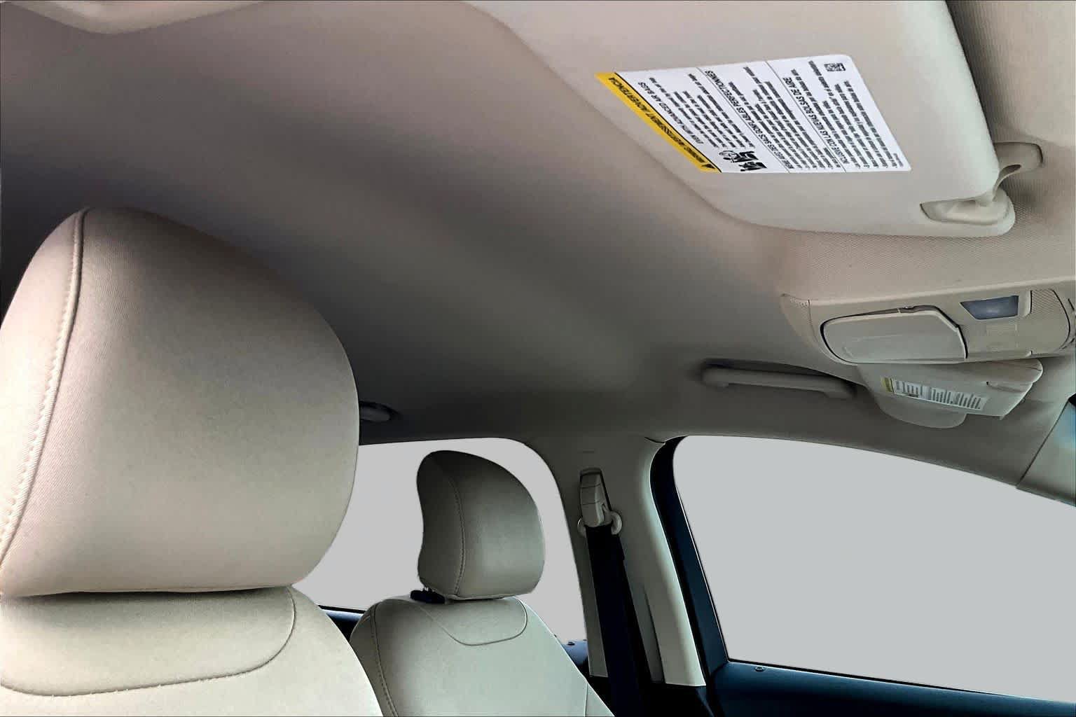 Certified 2017 Ford Edge SEL FWD image 14