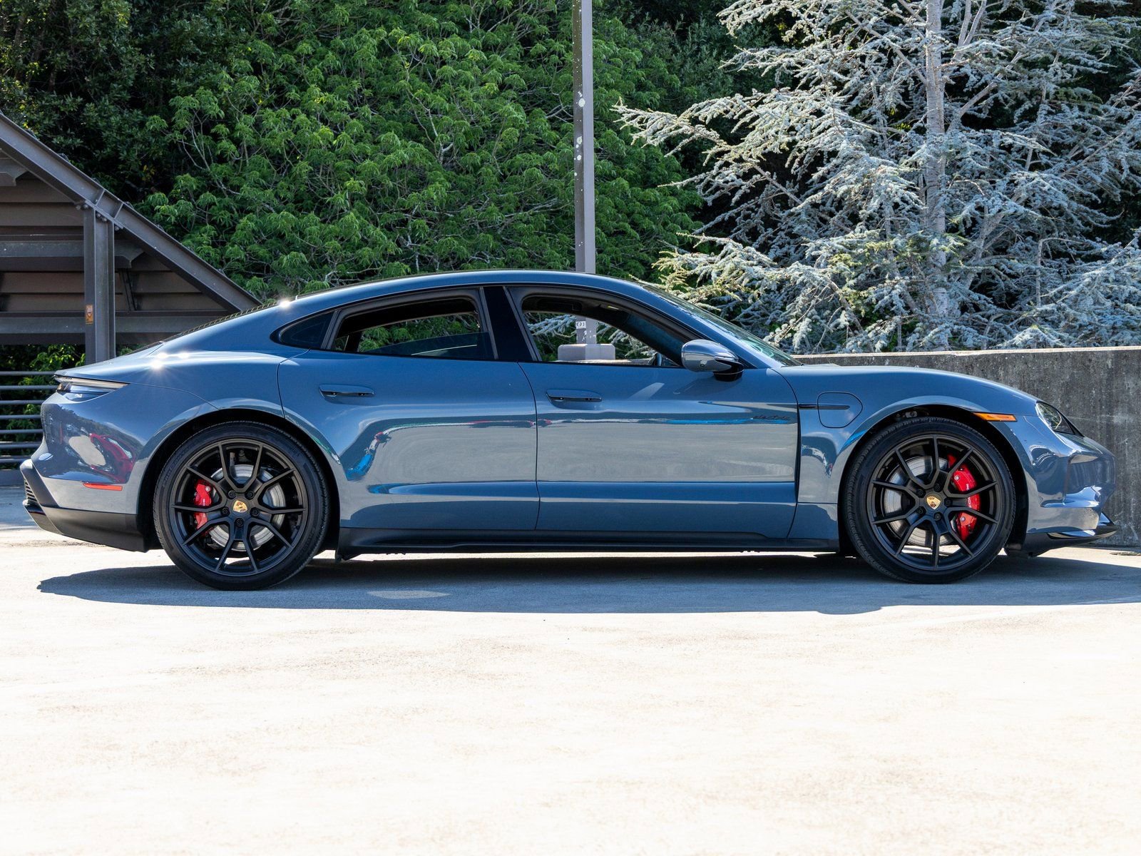 Certified 2025 Porsche Taycan GTS image 12