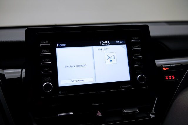 Used 2023 Toyota Camry SE FWD image 21