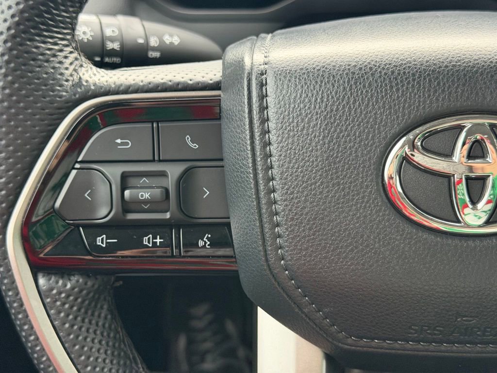 Used 2024 Toyota Sequoia Limited image 11