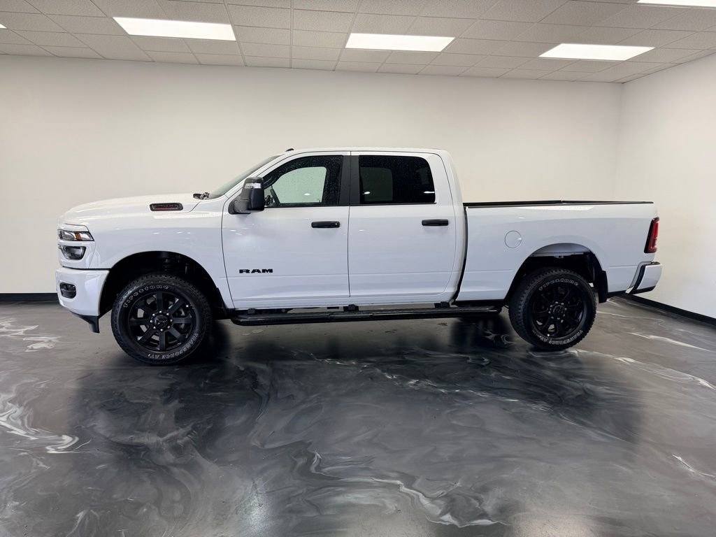 Used 2025 RAM 2500 Big Horn AWD/4WD image 3