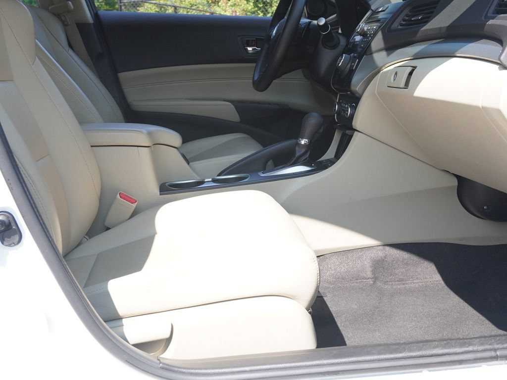 Used 2016 Acura ILX FWD image 24