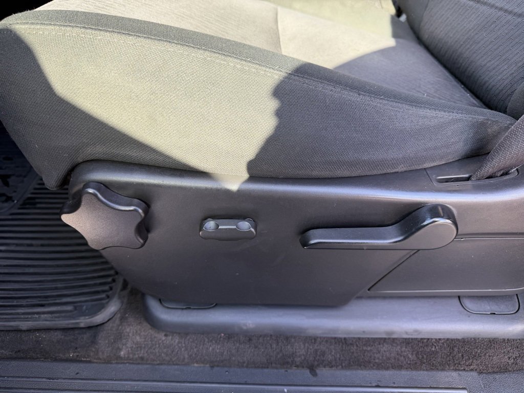 Used 2013 Chevrolet Silverado 1500 LT image 17