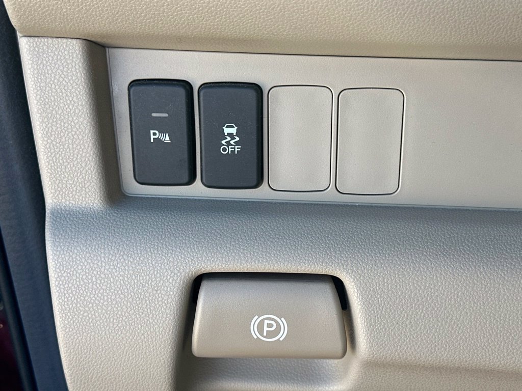 Used 2014 Honda Pilot Touring image 19
