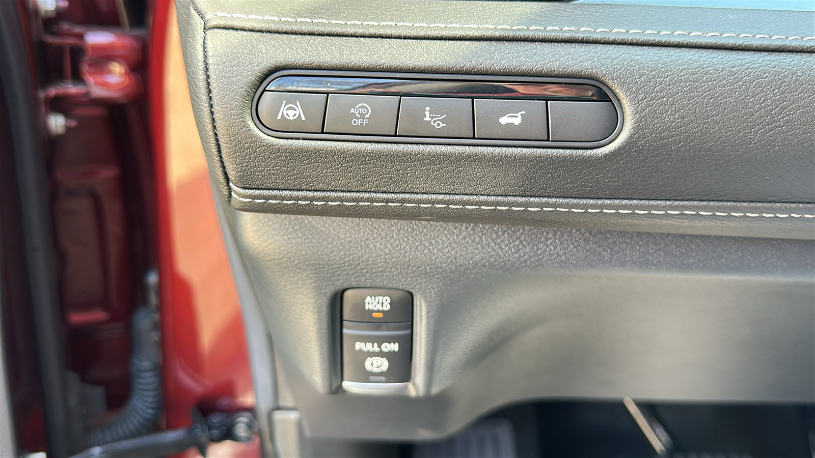 Used 2025 INFINITI QX80 Sensory image 15