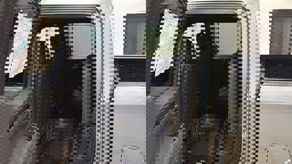 New 2026 GMC Sierra 1500 AT4 w/ AT4 Premium Package image 18