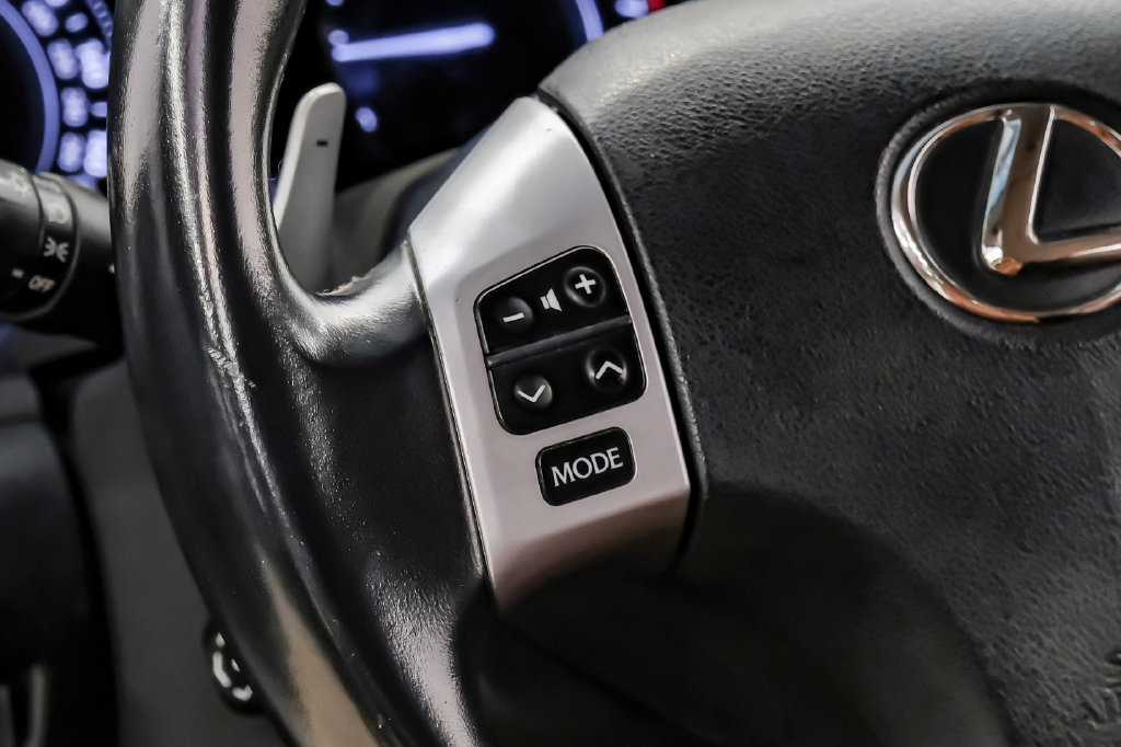 Used 2013 Lexus IS 250C w/ Luxury Pkg RWD image 27