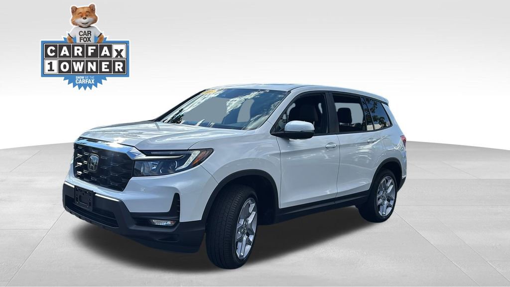 Certified 2025 Honda Passport EX-L image 3