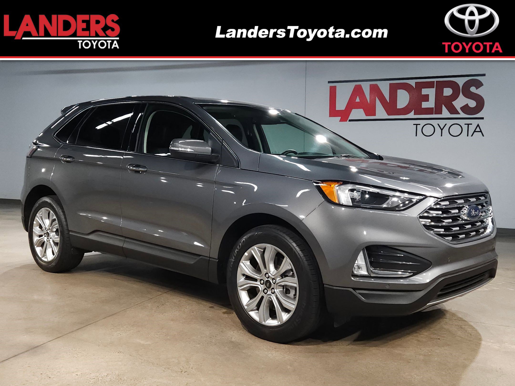Used 2024 Ford Edge Titanium image 1