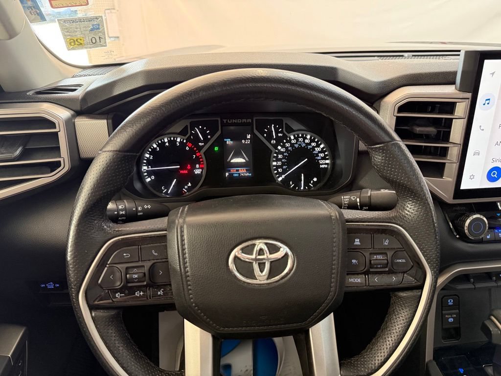 Used 2022 Toyota Tundra Limited AWD/4WD image 11