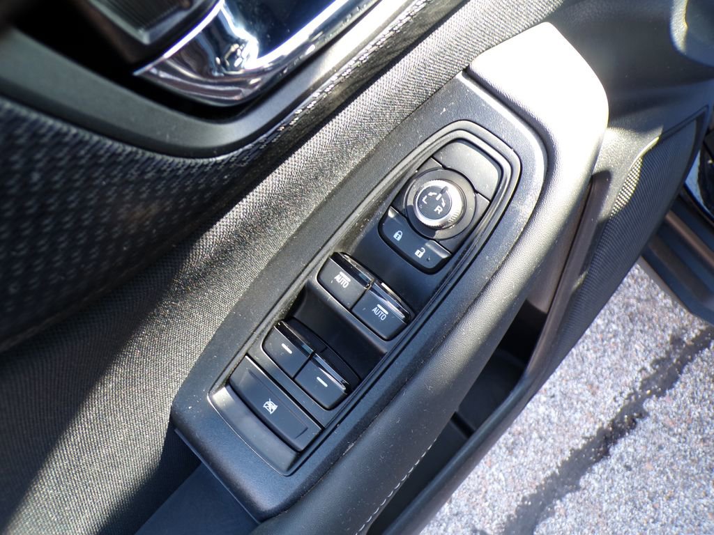 Used 2023 Subaru Outback Premium AWD/4WD image 22