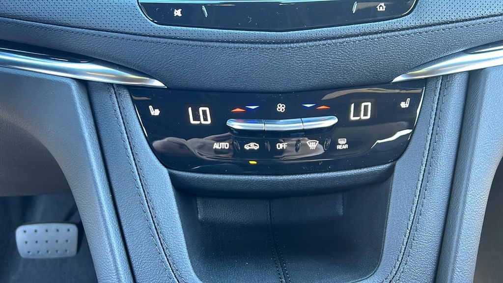 New 2025 Cadillac XT5 Premium Luxury FWD image 34