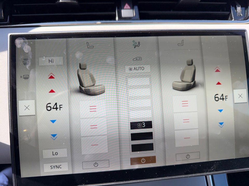 Used 2024 Land Rover Range Rover Evoque S image 18