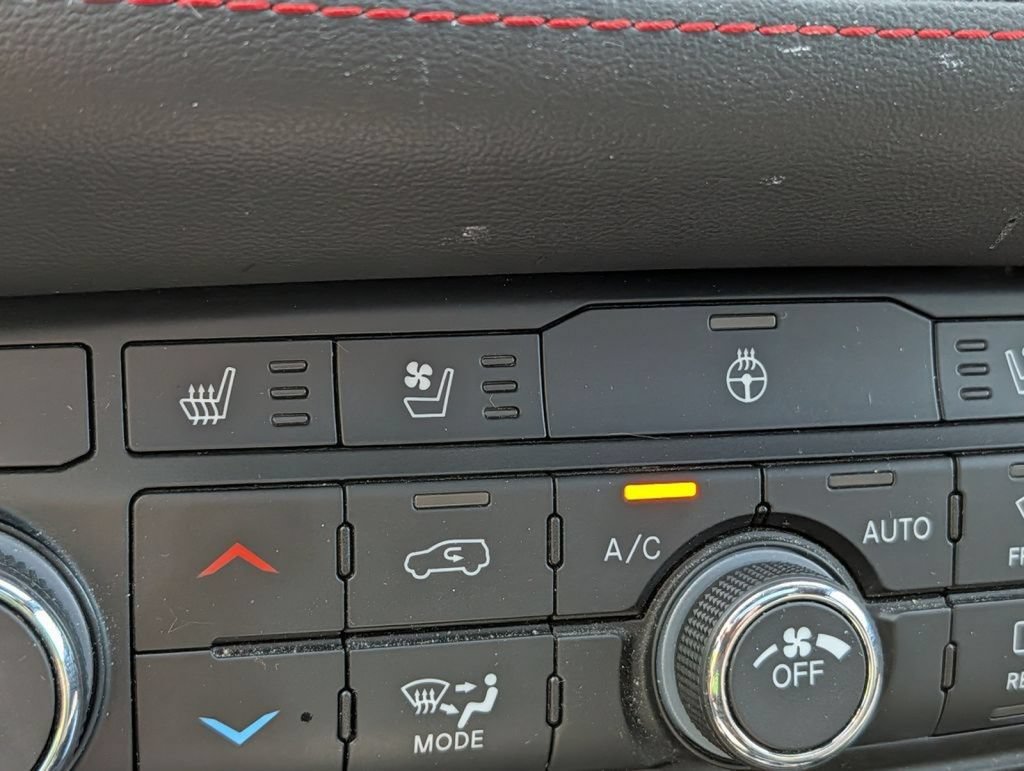 Used 2024 Dodge Durango GT AWD/4WD image 48