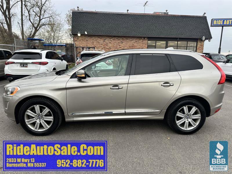 Used 2016 Volvo XC60 T6 w/ Proximity Package AWD/4WD image 8