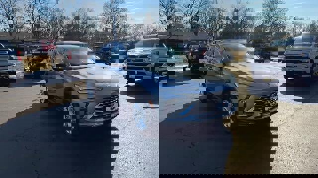 Certified 2024 Buick Envista Preferred w/ Convenience I Package image 2