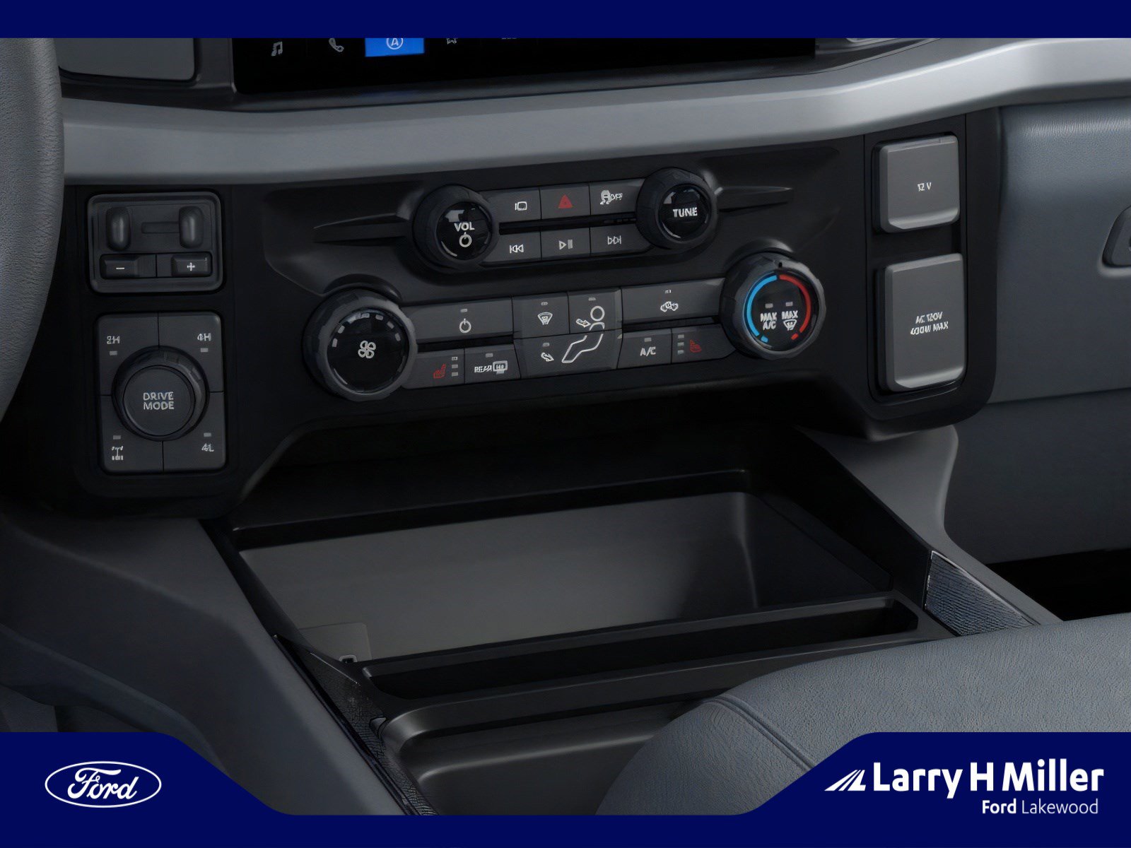 New 2026 Ford F350 XLT w/ XLT Premium Package image 15