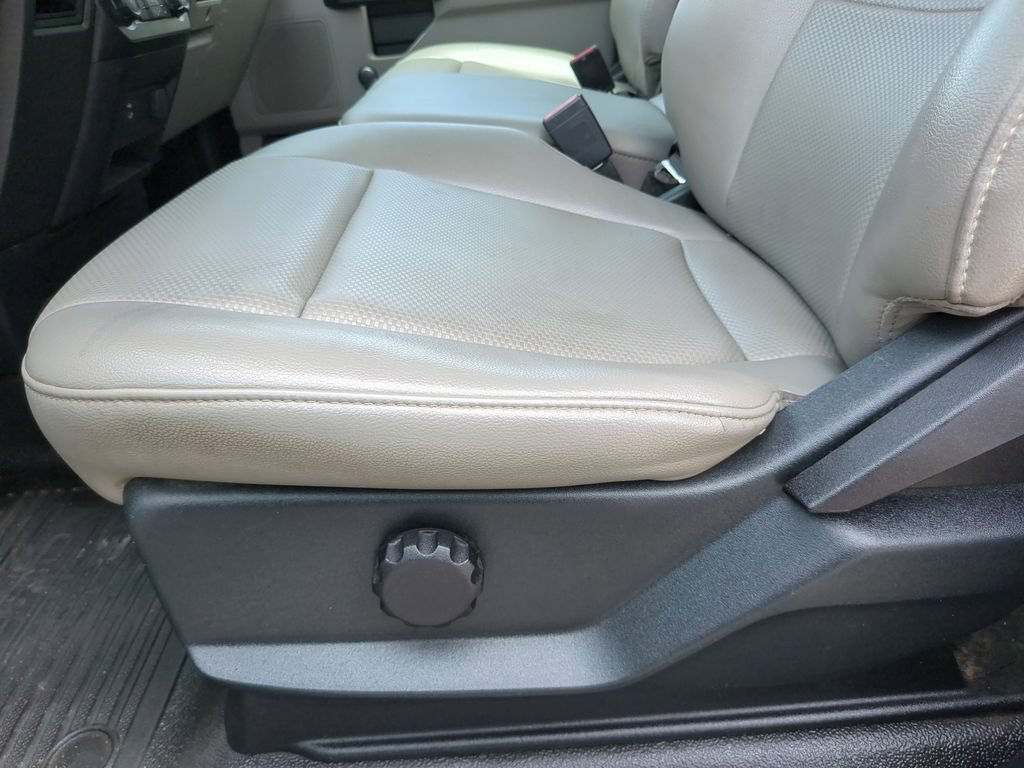 Used 2021 Ford F550 4x4 Regular Cab Super Duty image 18