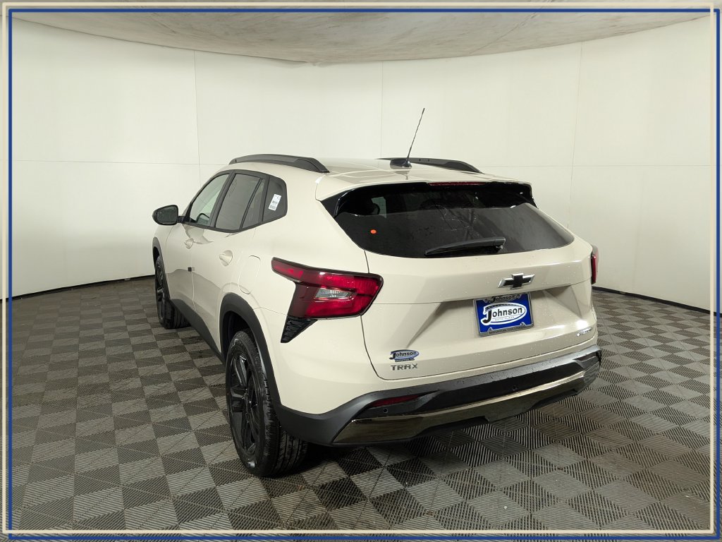 New 2026 Chevrolet Trax ACTIV w/ Driver Confidence Package FWD image 4