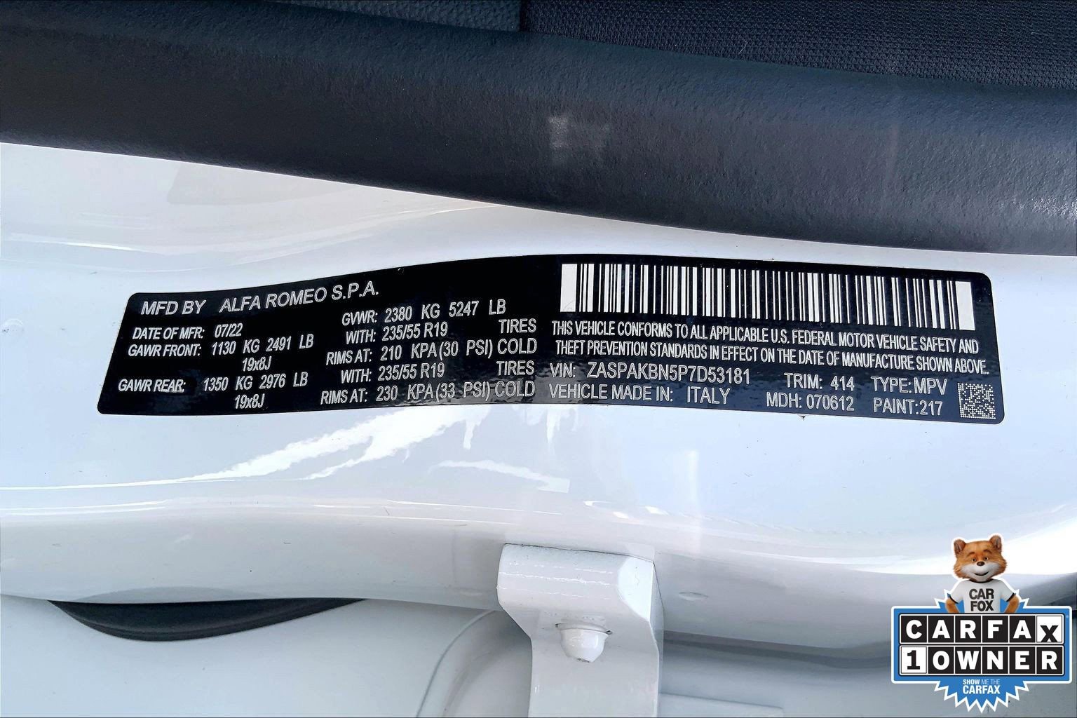 Used 2023 Alfa Romeo Stelvio Ti image 32