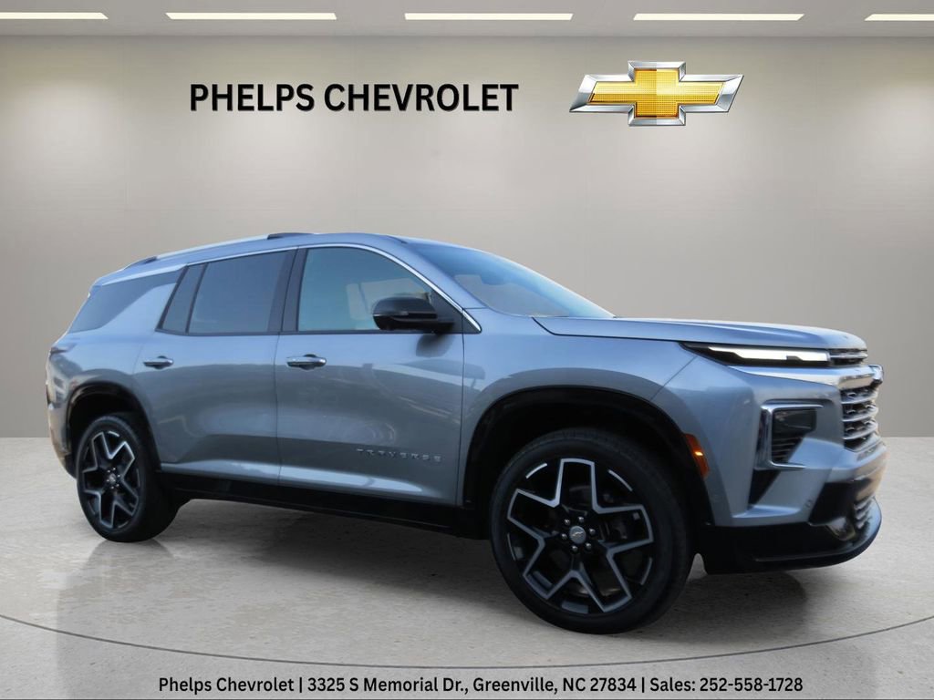 Certified 2025 Chevrolet Traverse High Country image 3