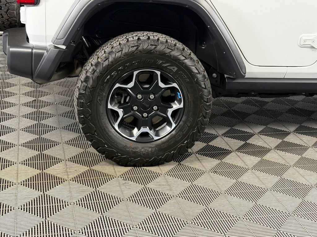 Used 2023 Jeep Wrangler Unlimited Rubicon 4xe AWD/4WD image 9