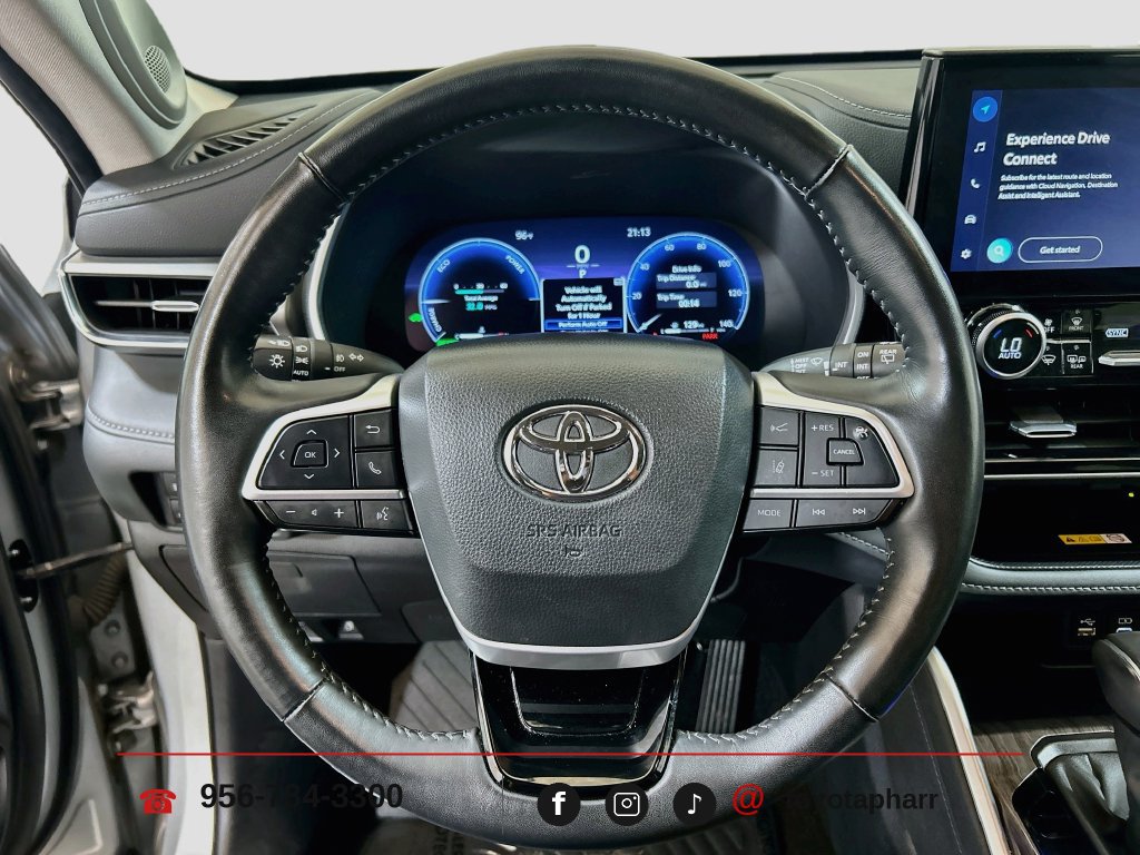 Used 2024 Toyota Highlander Limited FWD image 10