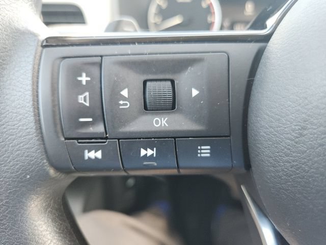 Used 2021 Nissan Rogue SV FWD image 36