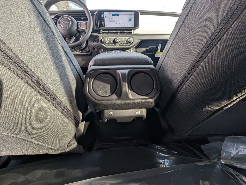 New 2026 Jeep Gladiator Sport AWD/4WD image 40