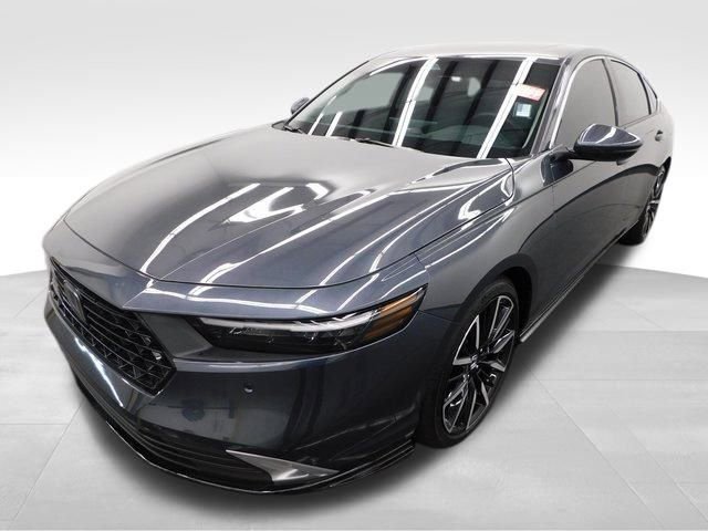 Used 2024 Honda Accord Touring image 13
