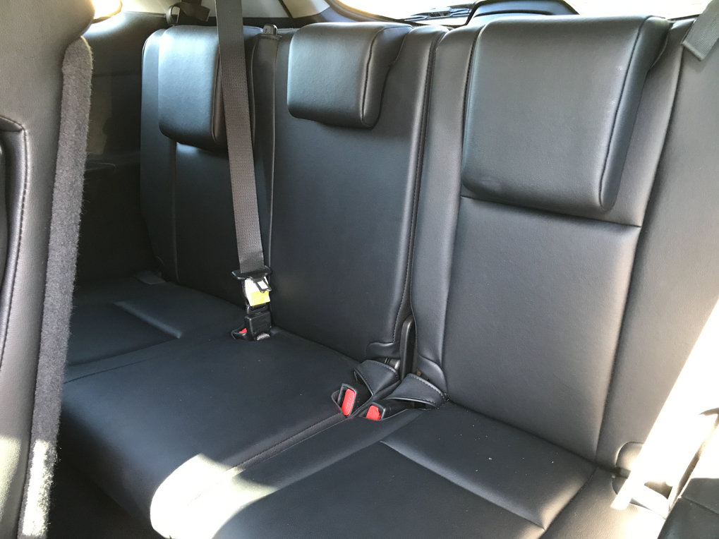 Used 2019 Toyota Highlander XLE AWD/4WD image 29