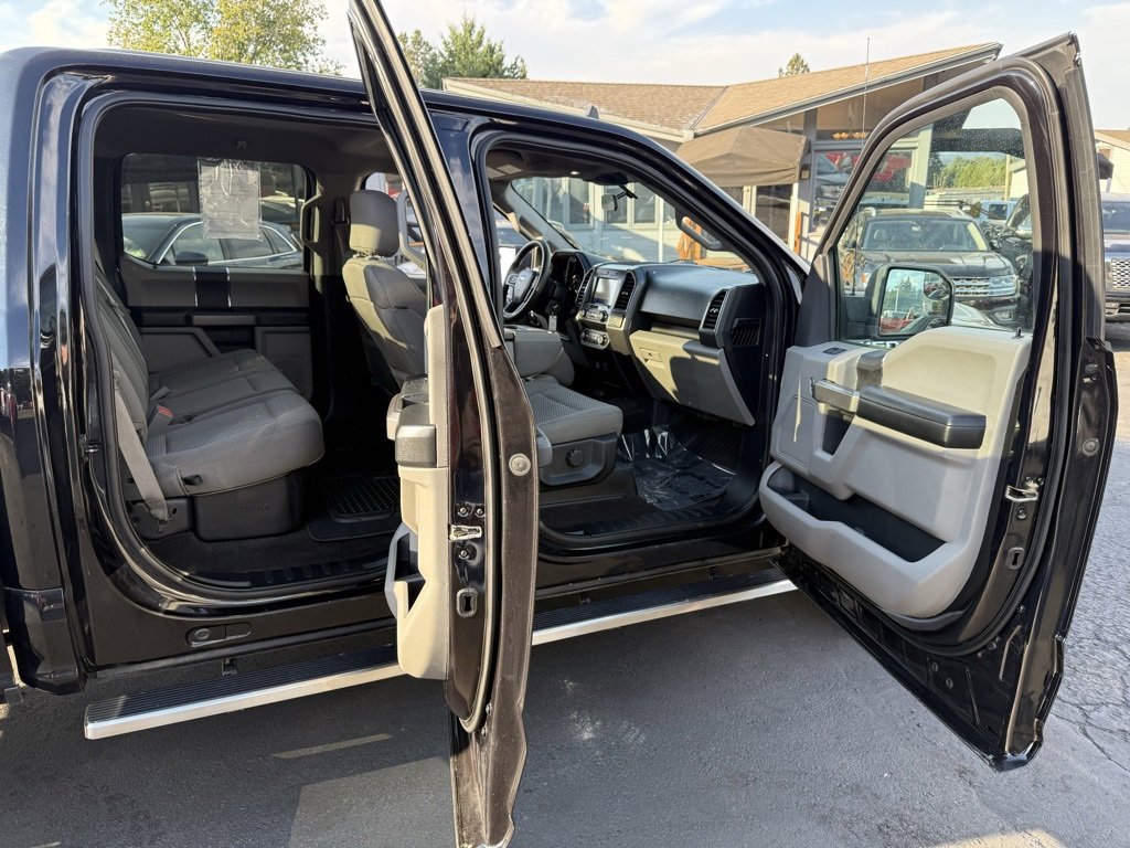 Used 2020 Ford F150 XLT image 23