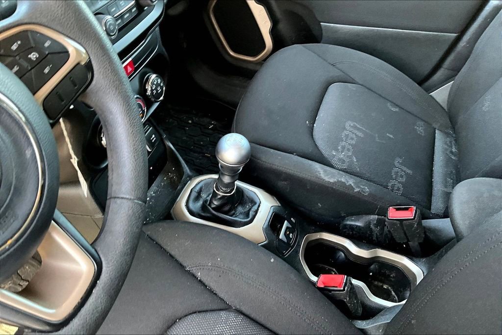 Used 2016 Jeep Renegade Sport w/ Power & Air Group FWD image 10