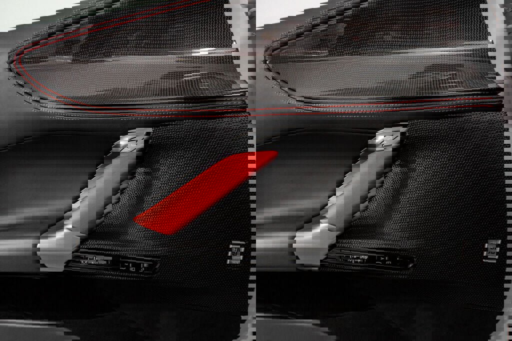 Certified 2023 Ferrari SF90 Spider image 33