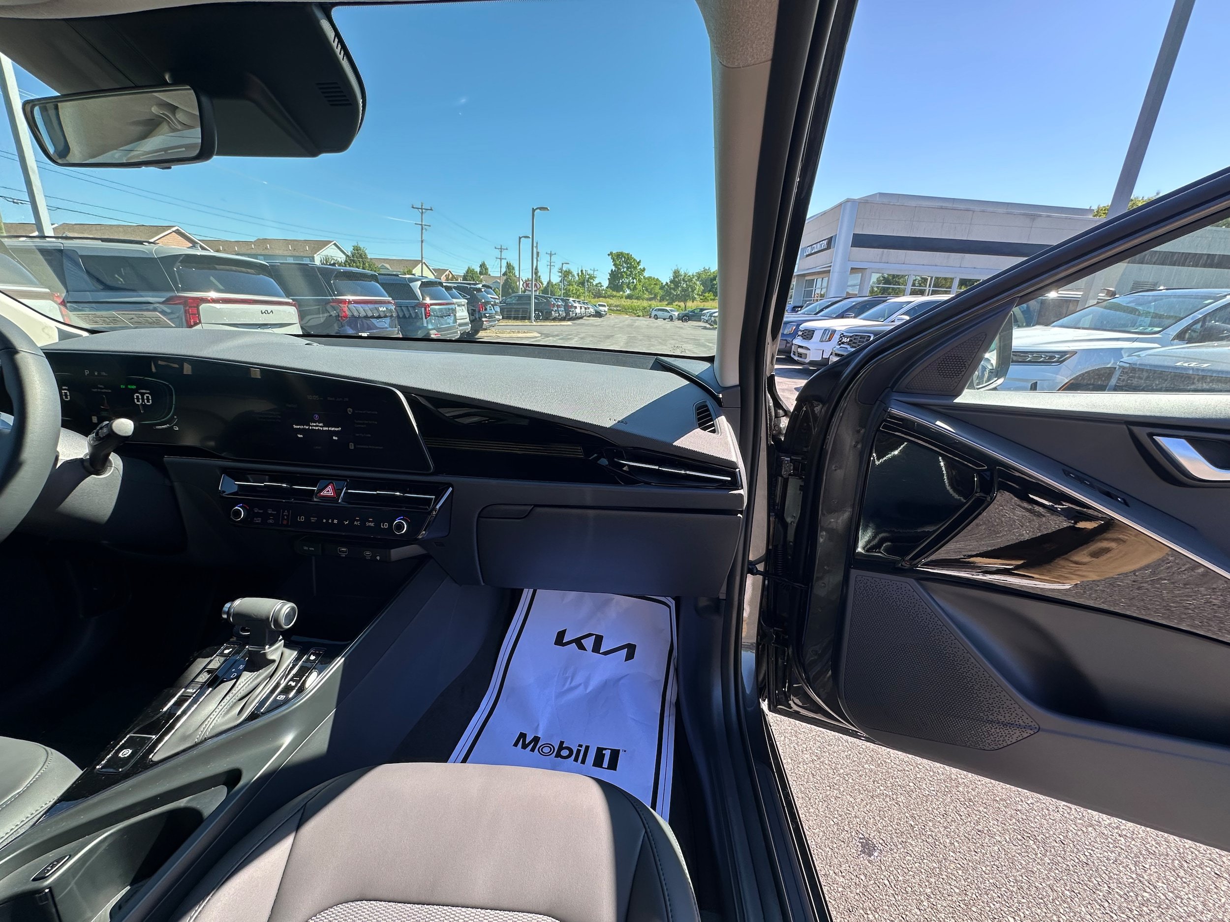New 2026 Kia Niro EX FWD image 20