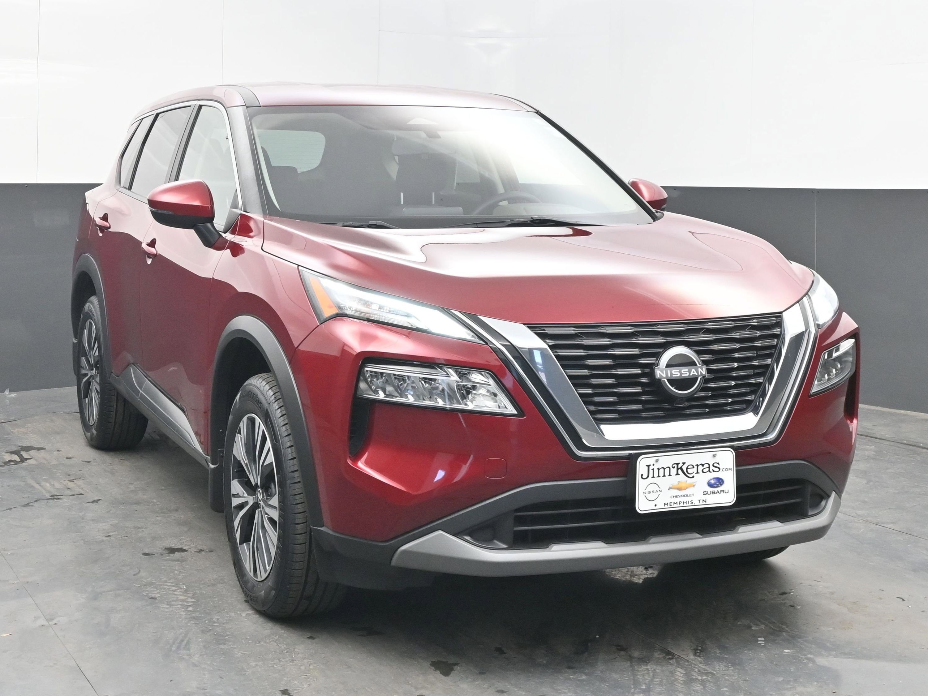 Certified 2023 Nissan Rogue SV image 2