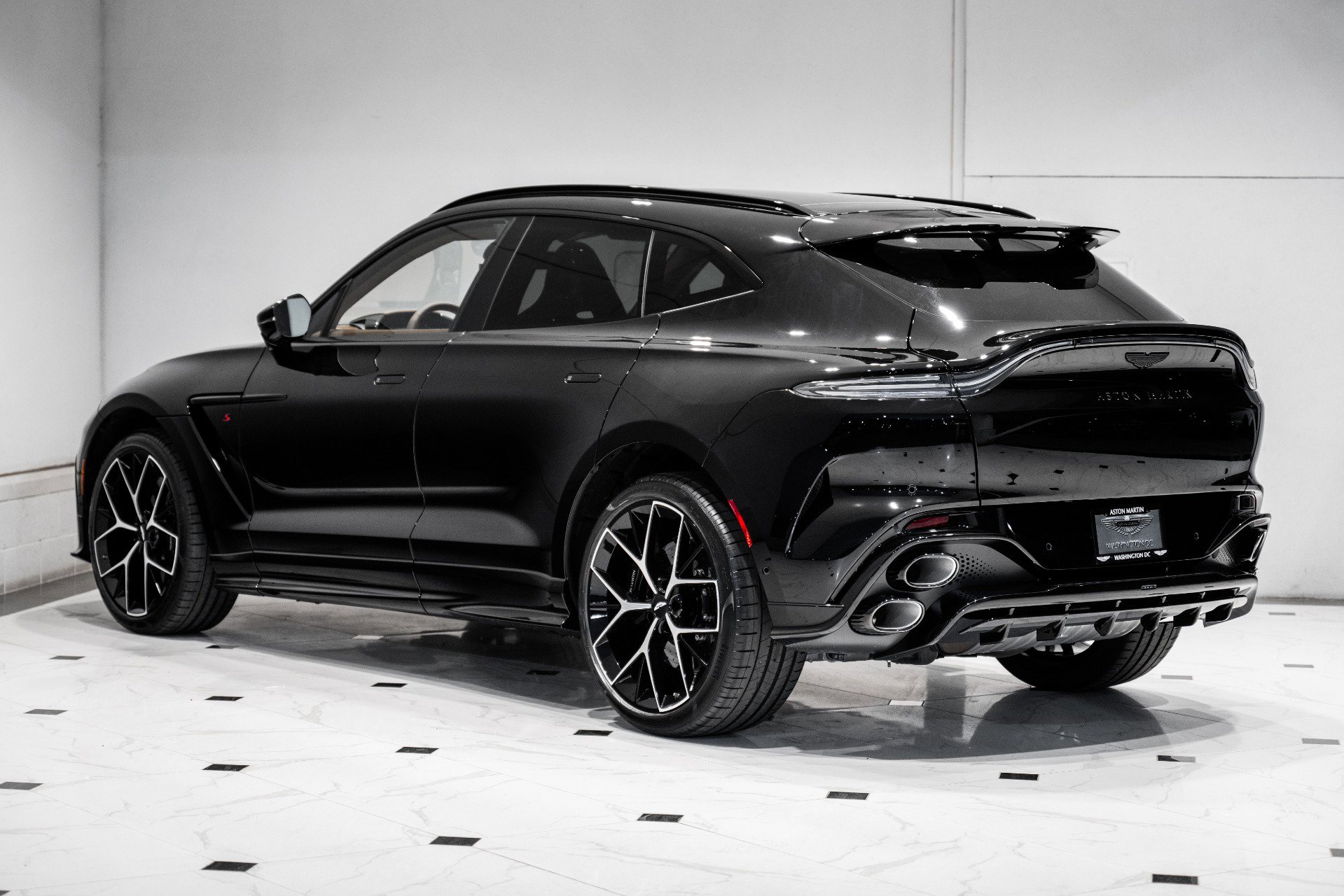New 2026 Aston Martin DBX S image 2