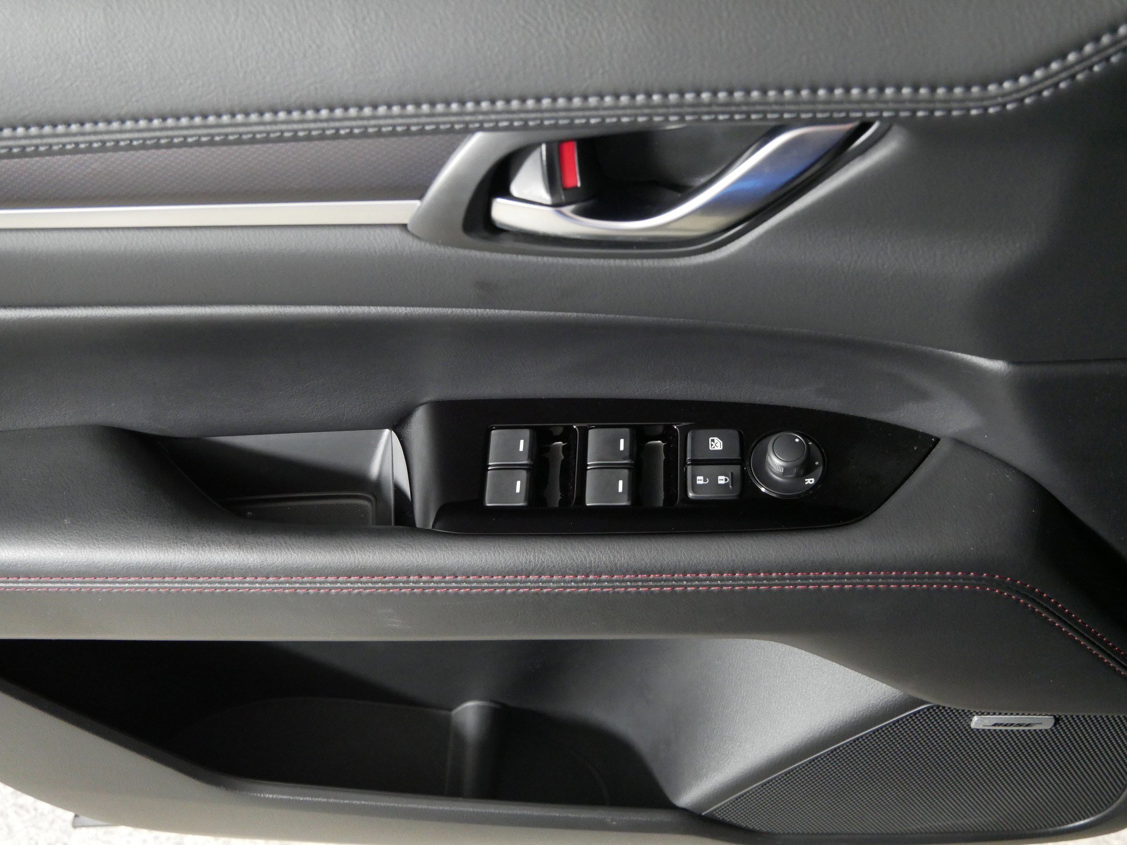 Used 2023 MAZDA CX-5 Carbon Edition image 19