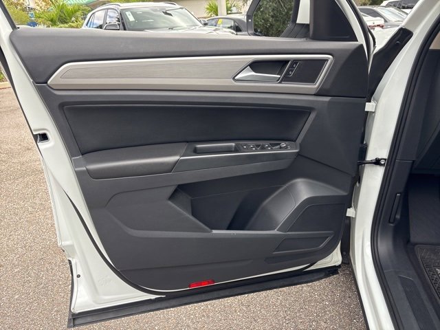 Used 2019 Volkswagen Atlas S image 11