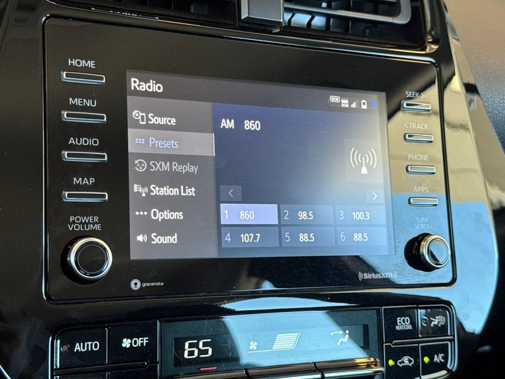 Used 2022 Toyota Prius LE FWD image 23