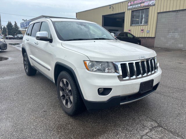 Used 2012 Jeep Grand Cherokee Limited image 3