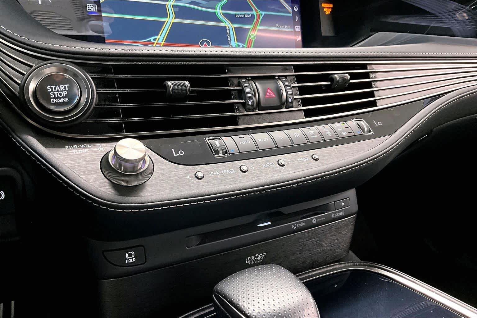 Used 2018 Lexus LS 500 F Sport w/ Accessory Package (Z2) RWD image 31