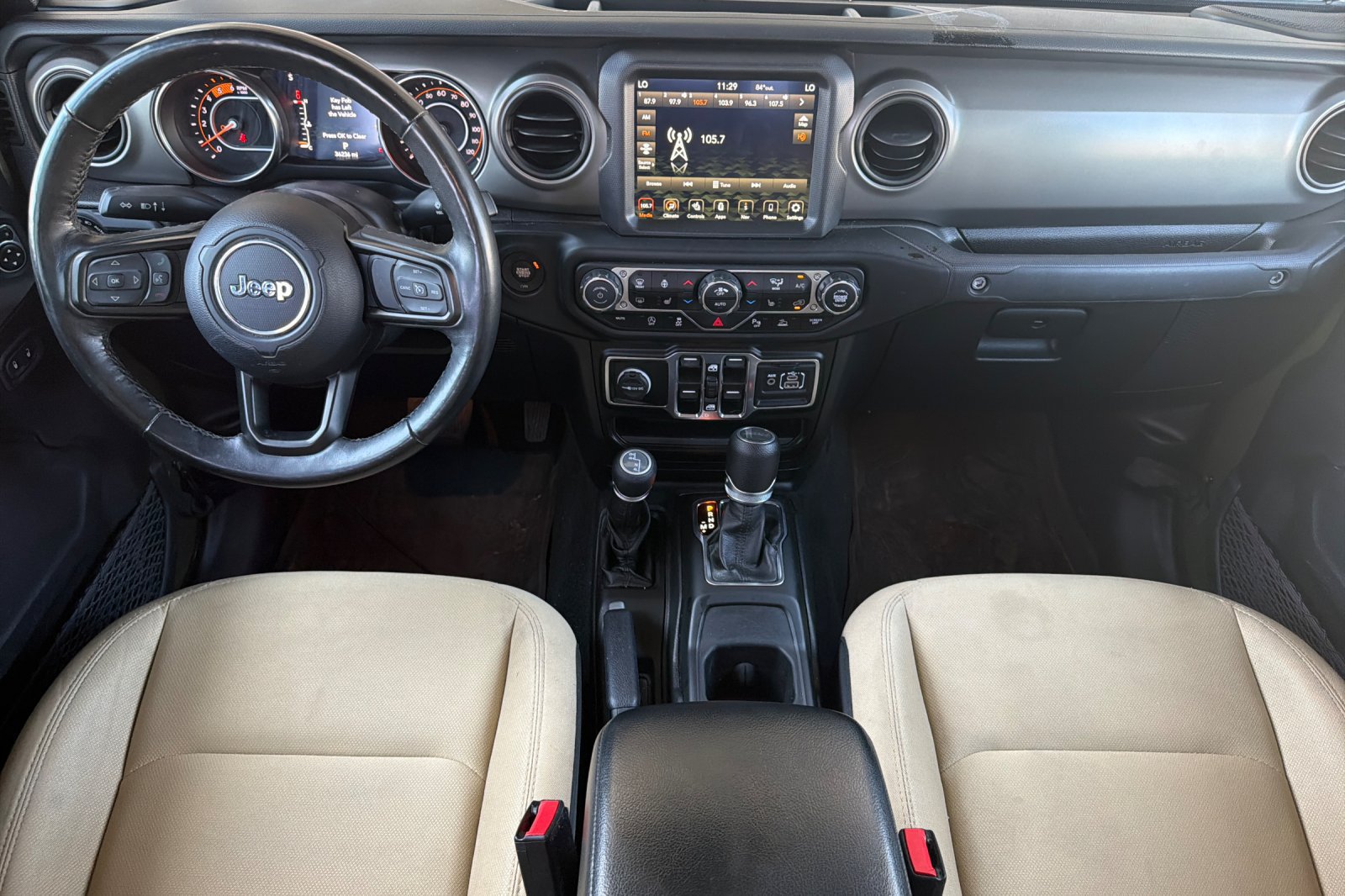 Used 2022 Jeep Gladiator Sport AWD/4WD image 17