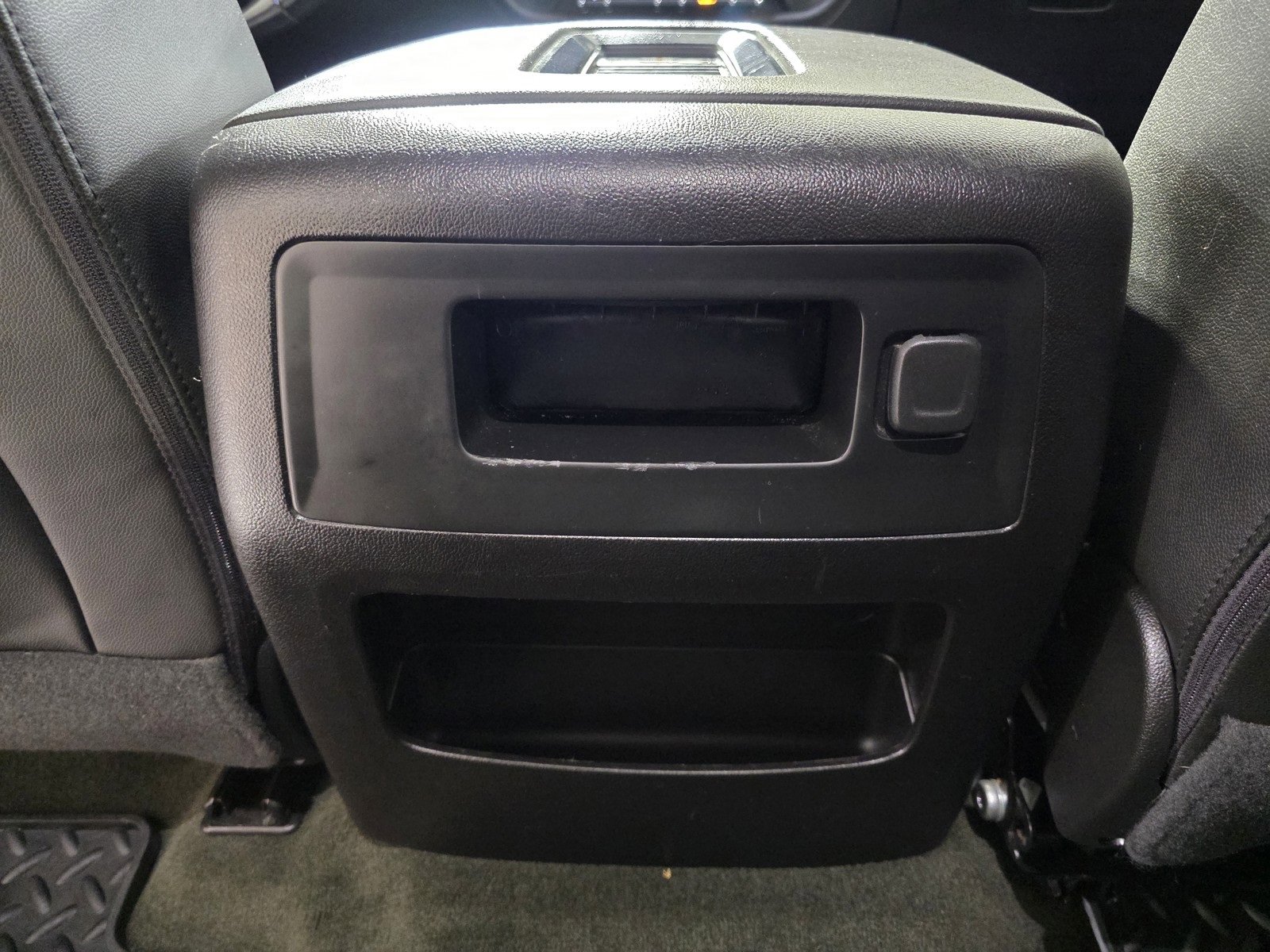 Used 2018 Chevrolet Silverado 3500 LTZ w/ Duramax Plus Package image 17