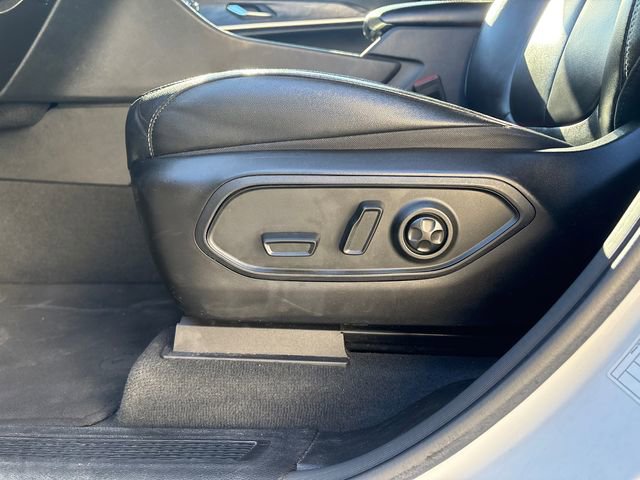 Used 2024 Jeep Grand Cherokee Limited AWD/4WD image 38