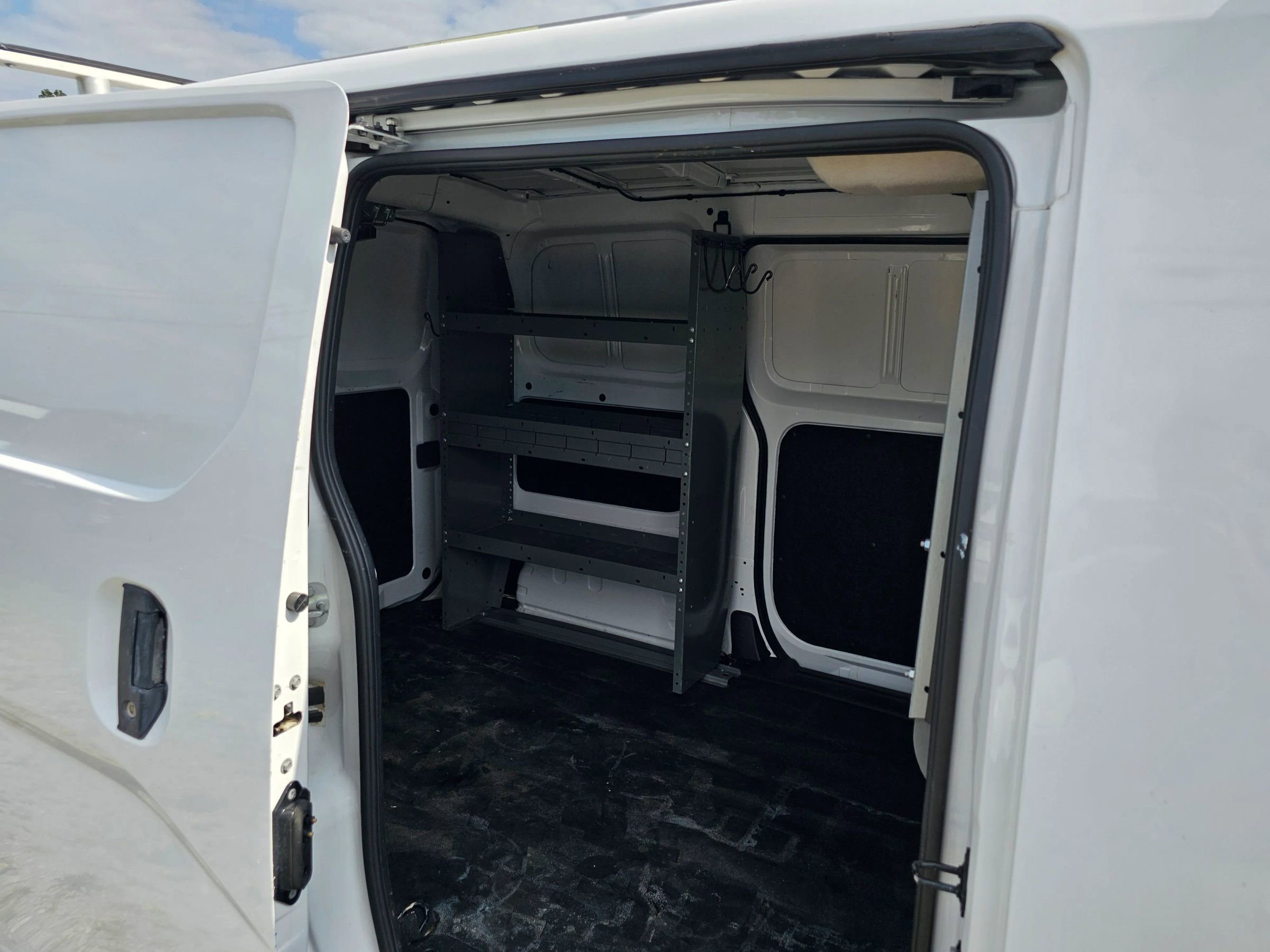 Used 2021 Nissan NV200 SV image 7