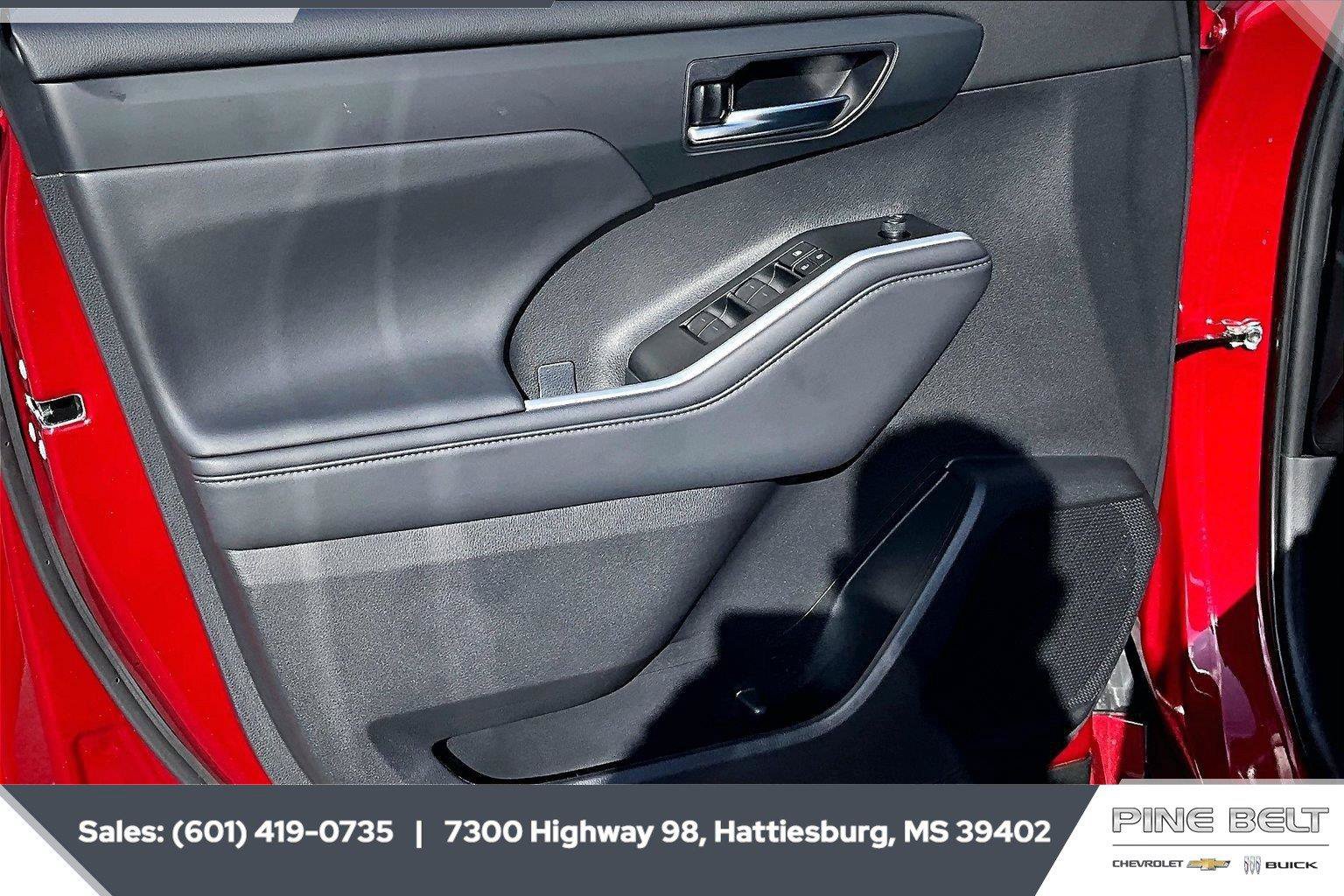 Used 2026 Toyota Highlander XLE AWD/4WD image 17