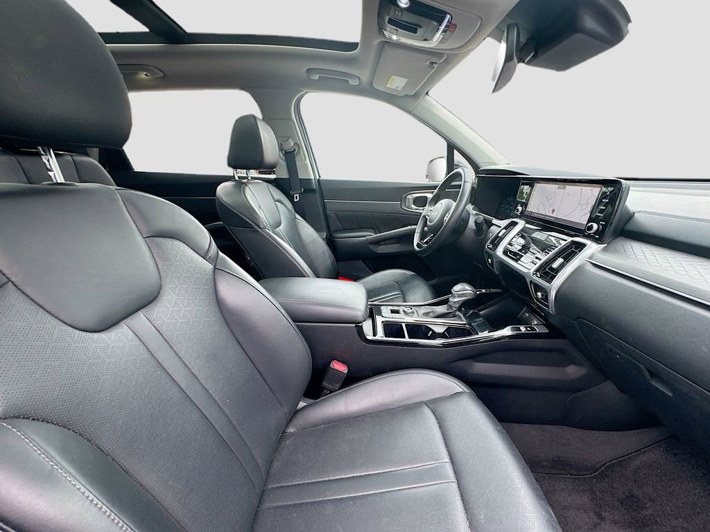 Certified 2023 Kia Sorento SX AWD/4WD image 27